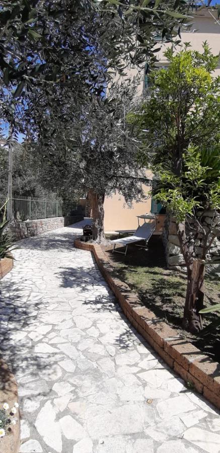 Rivierarent Appartamento Ulivo Finale Ligure Ngoại thất bức ảnh